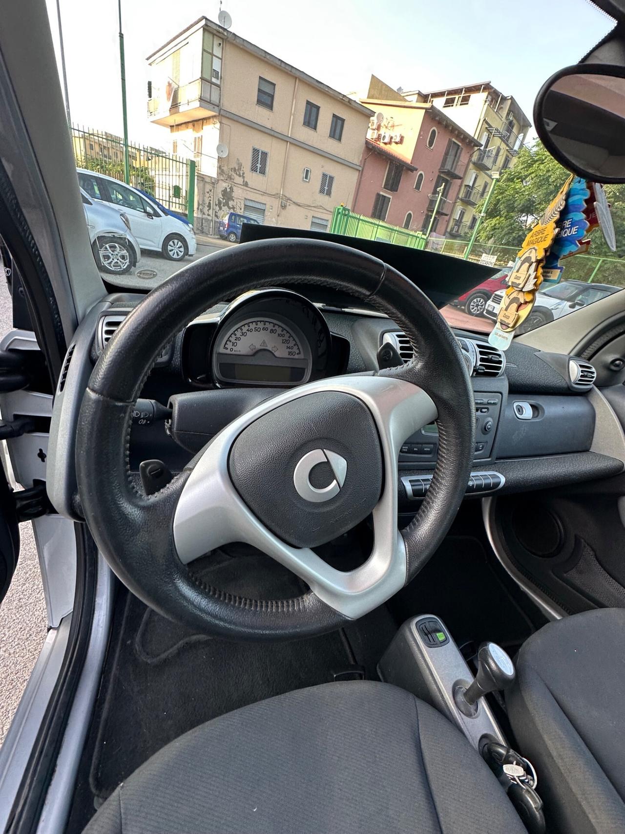 Smart ForTwo 1000 52 kW MHD coupé passion