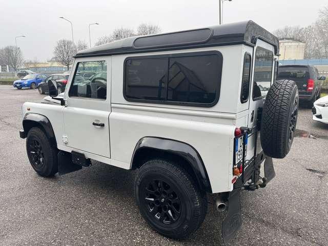 Land Rover Defender 2.2 td SW E