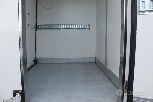 Ford transit cella isotermica e gruppo frigo