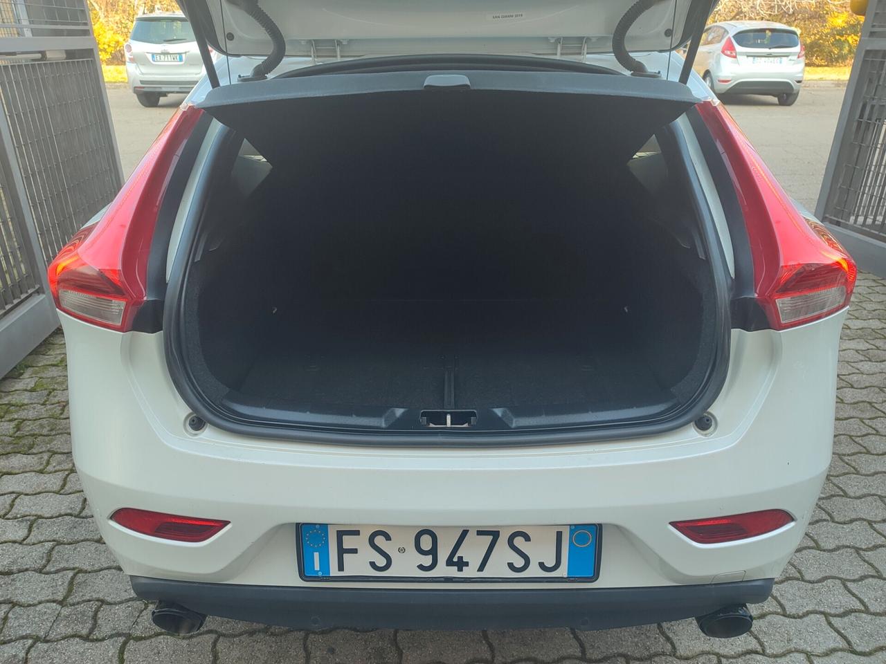 VOLVO V40 DEL 2018 DIESEL EURO6B AUTOMATICA COME NUOVA