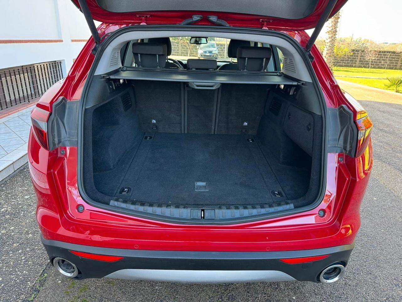 Alfa Romeo Stelvio 2.2 Turbodiesel 190 CV AT8 RWD Business