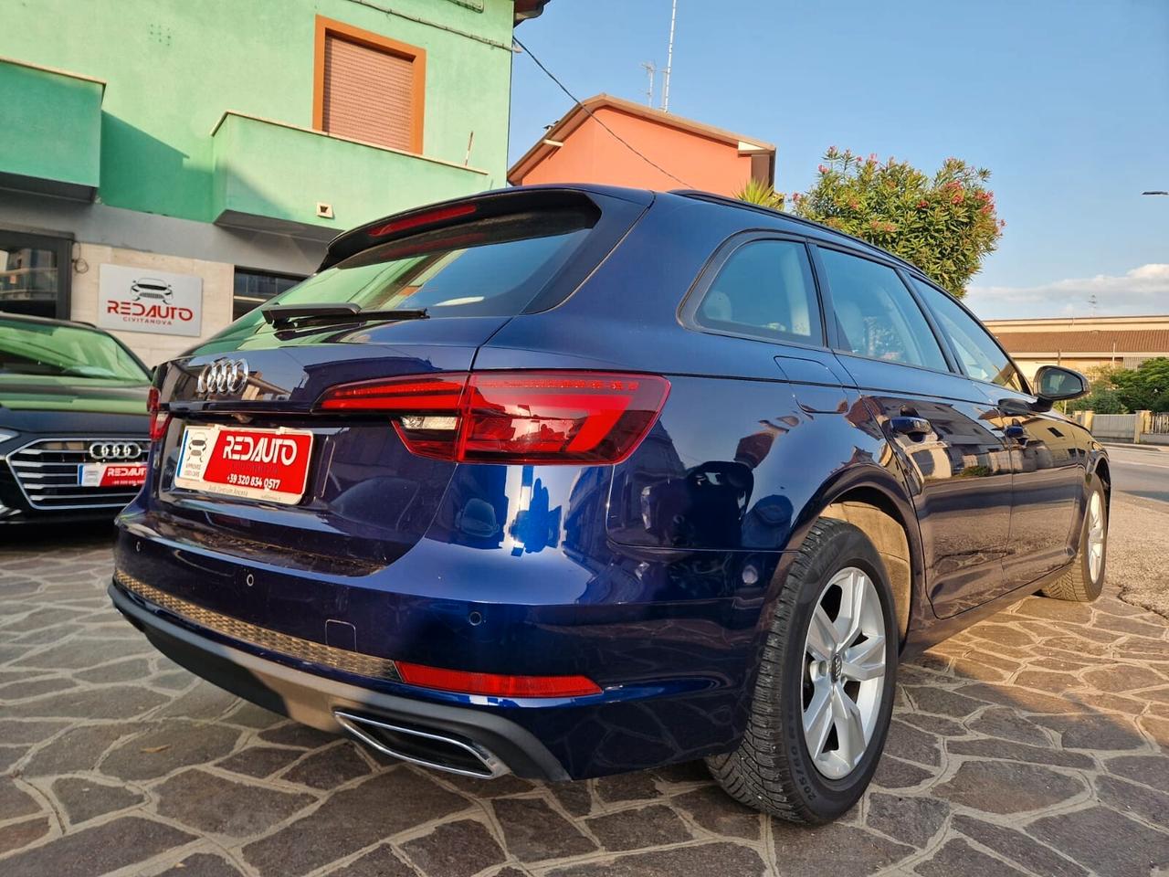 Audi A4 Avant 30 TDI S tronic S line edition