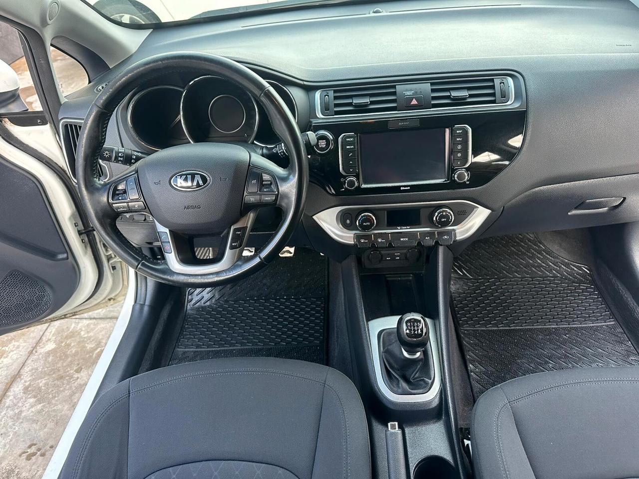 Kia Rio 1.4 CRDi 5p.S&S High Tech 12\2016