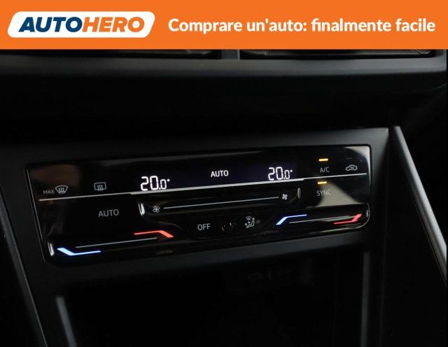 VOLKSWAGEN Taigo 1.0 TSI 110 CV DSG R-Line
