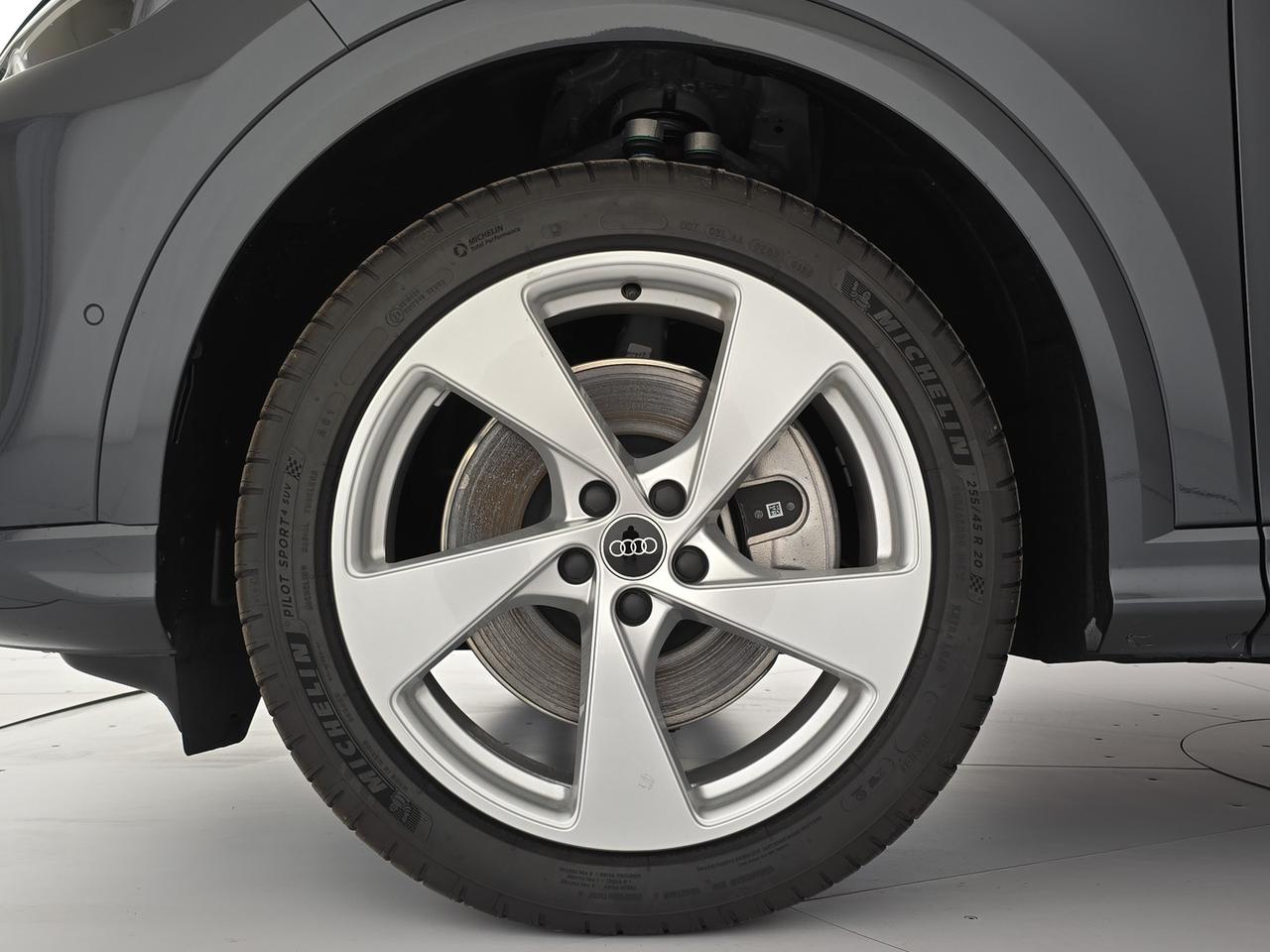Audi Q5 2.0 tdi mhev+ launch edition s line quattro 204cv s-tronic