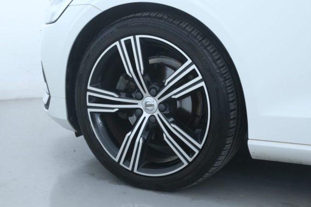 VOLVO V60 D4 Geartronic Inscription Full LED/Cerchi 19''