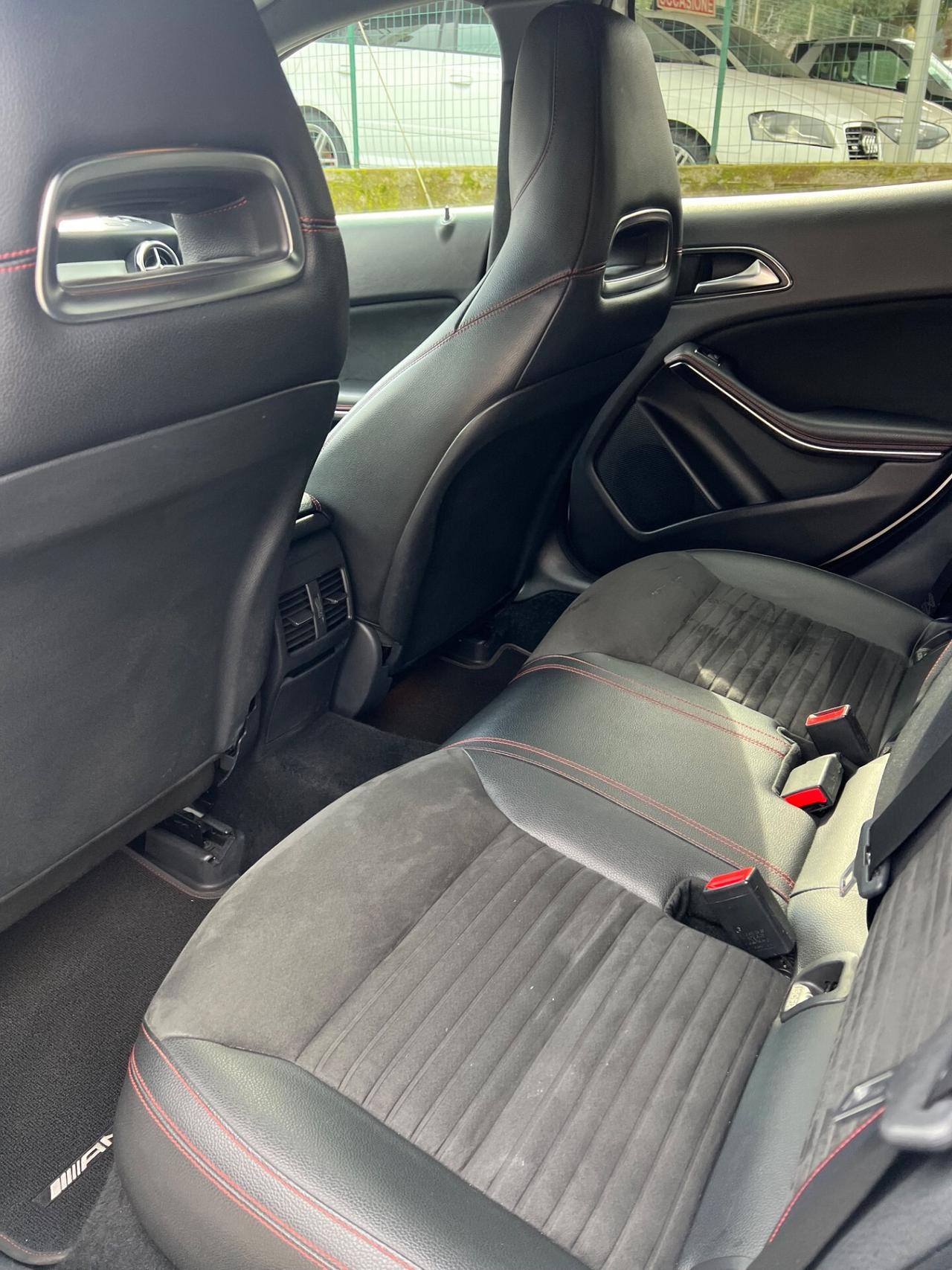 Mercedes-benz GLA 200 AMG Premium