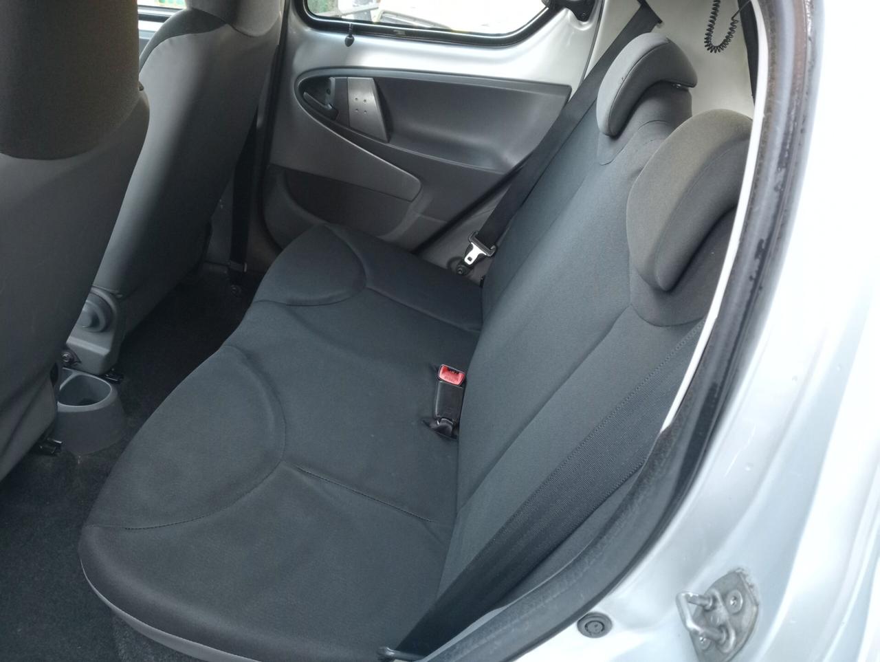 Toyota Aygo 1.0 12V VVT-i 5 porte