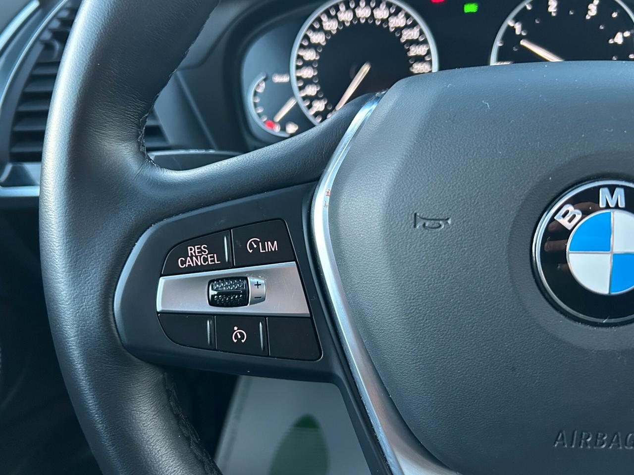 BMW X3 xdrive20d mhev 48V auto