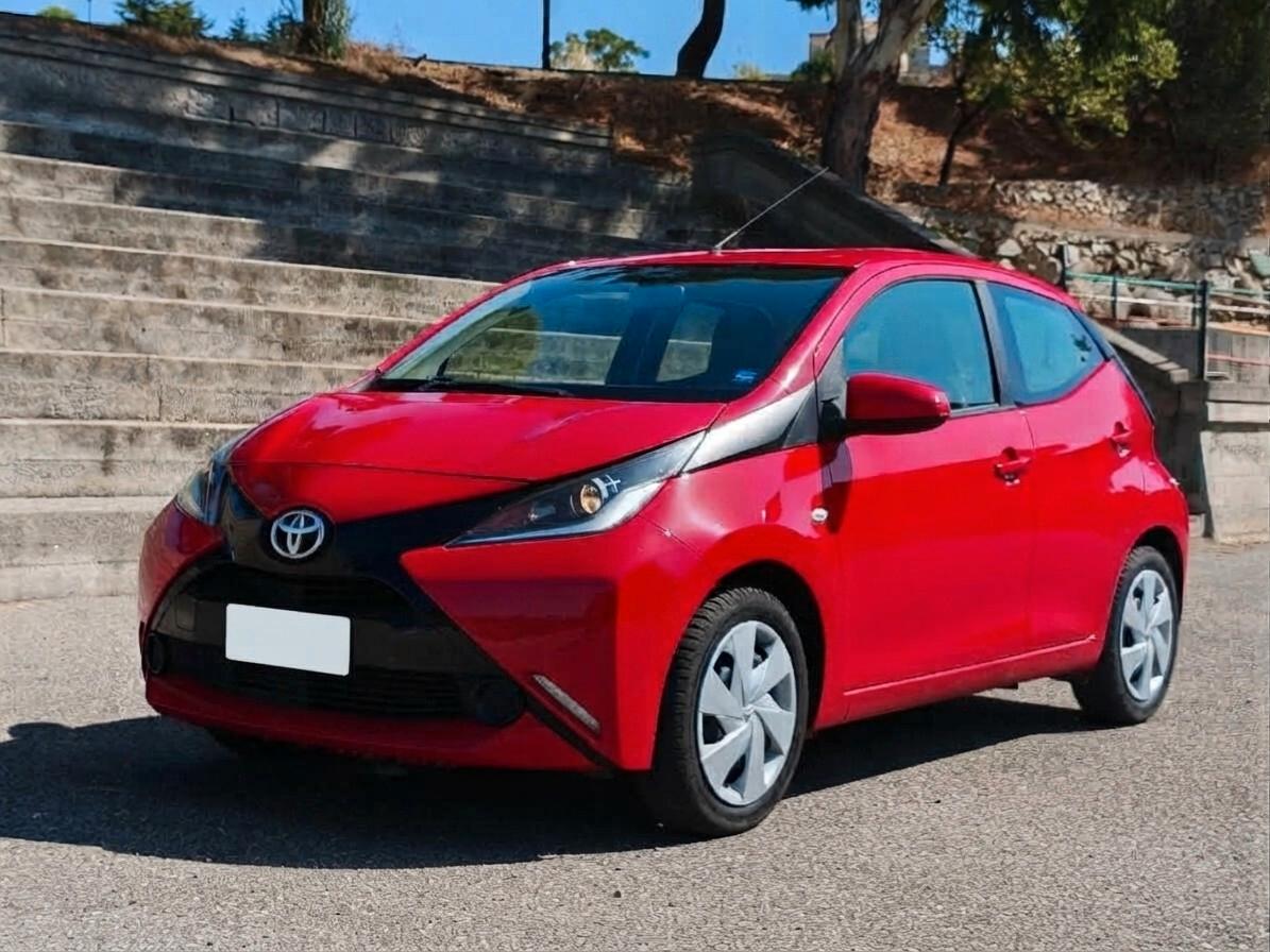 Toyota Aygo X 1.0 VVT-i 72 CV 5 porte Trend Air
