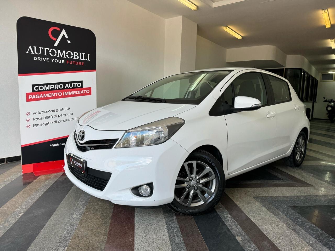 Toyota Yaris 1.0 5 porte Lounge