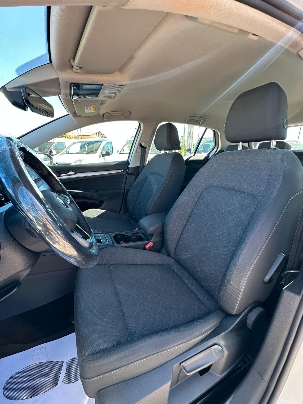 Volkswagen Golf 2.0 TDI 115 CV SCR Life