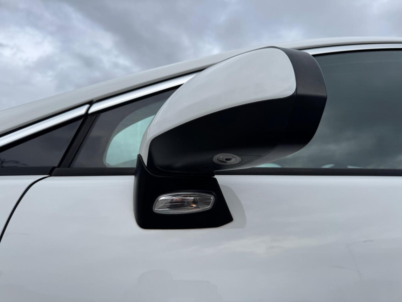 Peugeot 3008 1.6 HDi 115CV Active