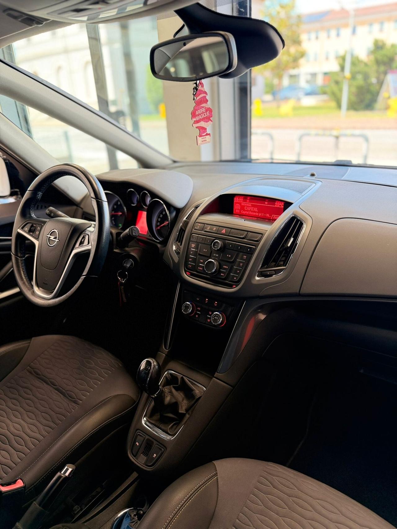 Opel Zafira Tourer 1.4 Turbo 140CV GPL Cosmo - 7 POSTI