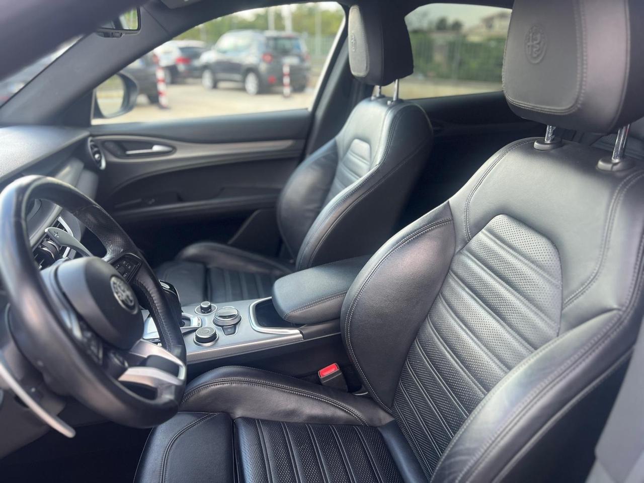 Alfa Romeo Stelvio 2.2 Turbodiesel 210 CV AT8 Q4 Veloce