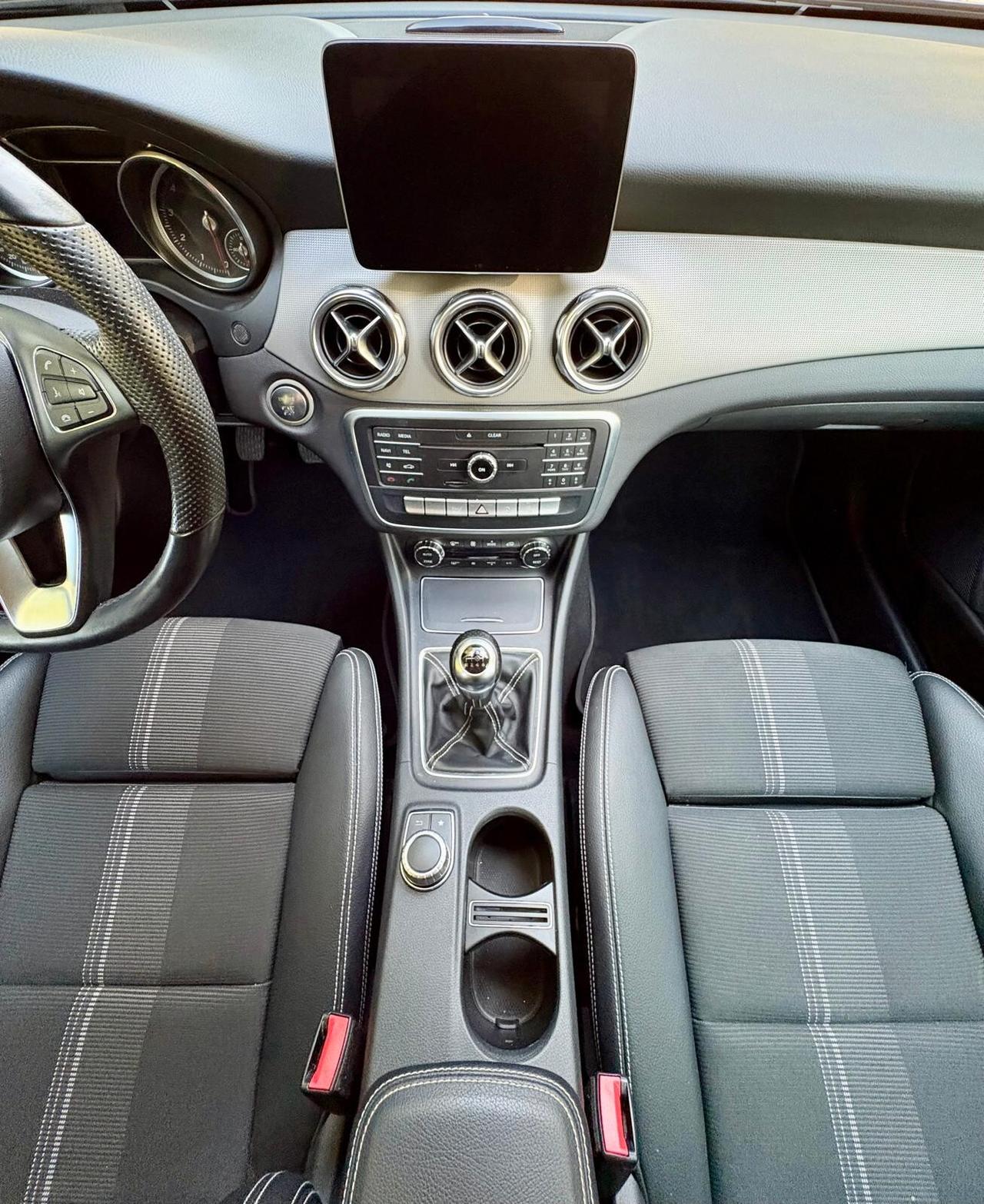 Mercedes-benz GLA 200 Sport