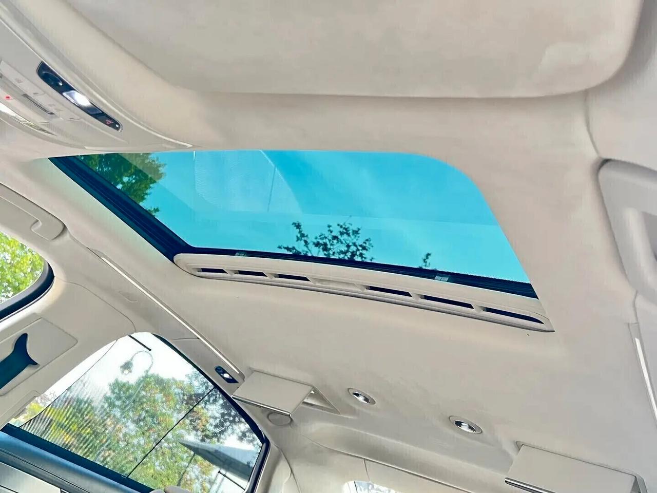 Audi A8 Lunga 6.3 W12 FSI 500cv Tiptornic8 Quattro