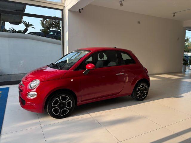 FIAT 500 1.0 Hybrid Club Red tua da ?129,00 mensili