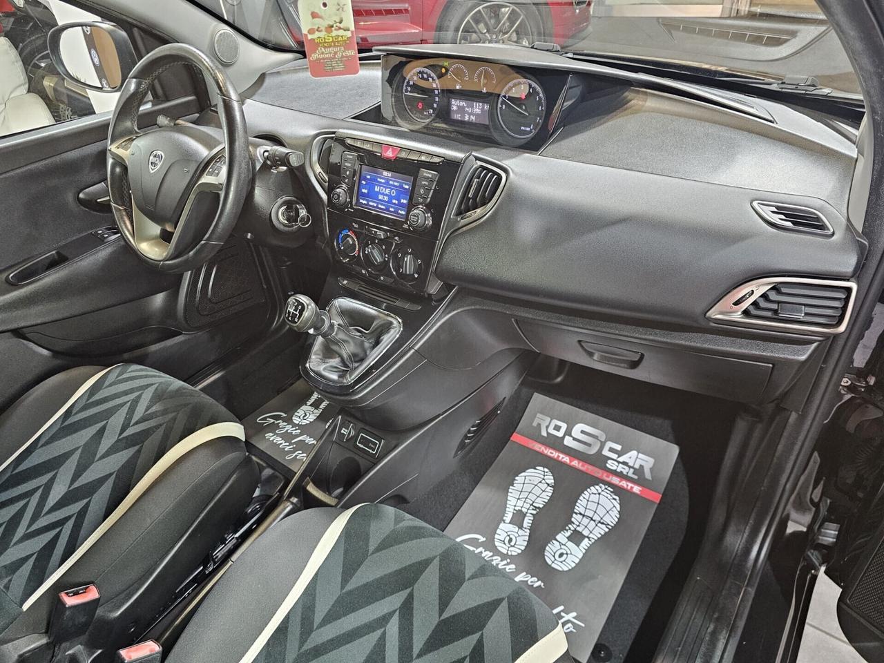 Lancia Ypsilon 1.2 benz. 69cv