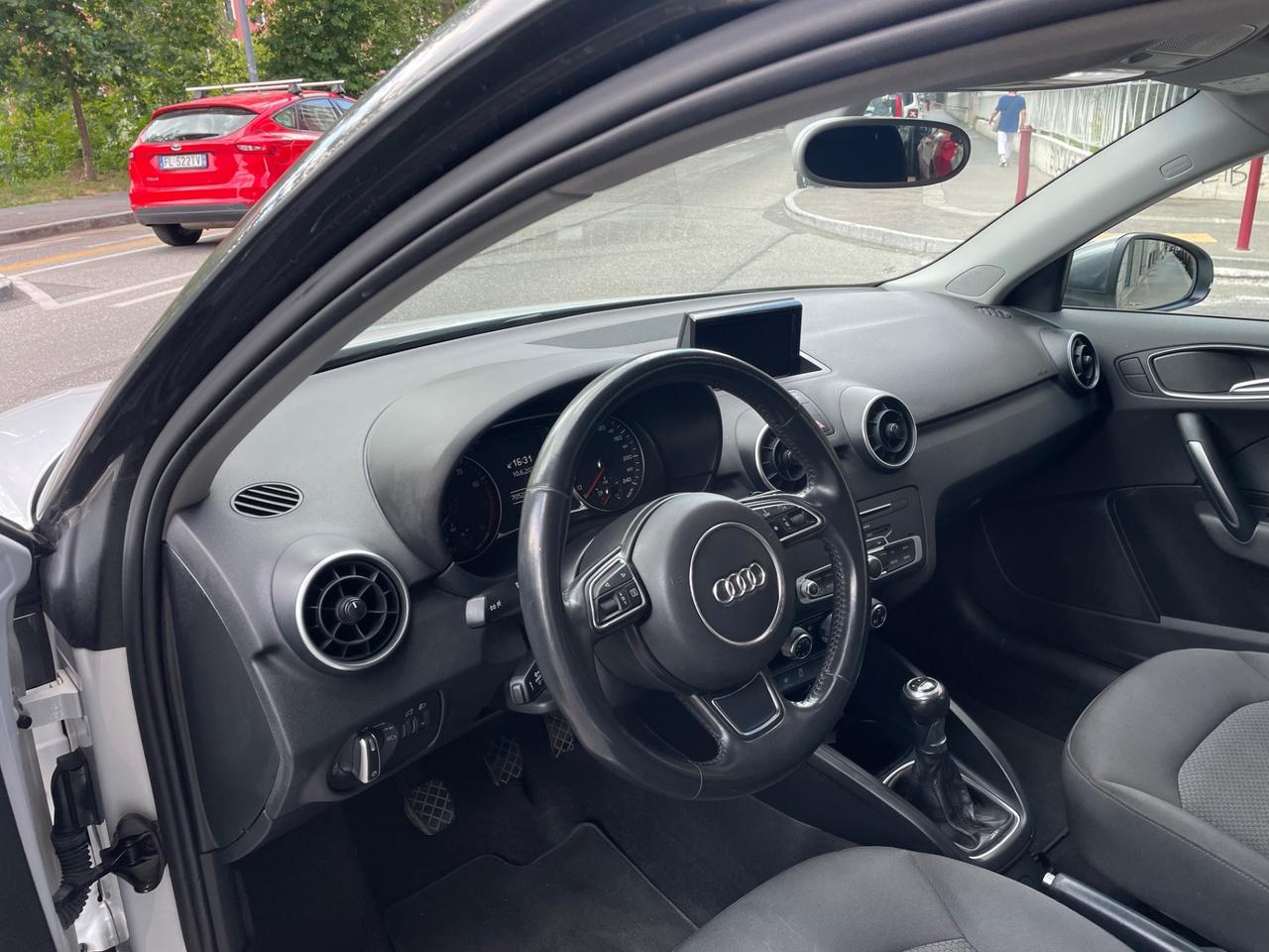 Audi A1 SPB 1.0 TFSI ultra Admired/1PROP/GARANZIA
