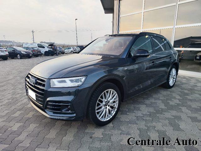 AUDI Q5 3.0 TDI quattro tiptronic S line plus