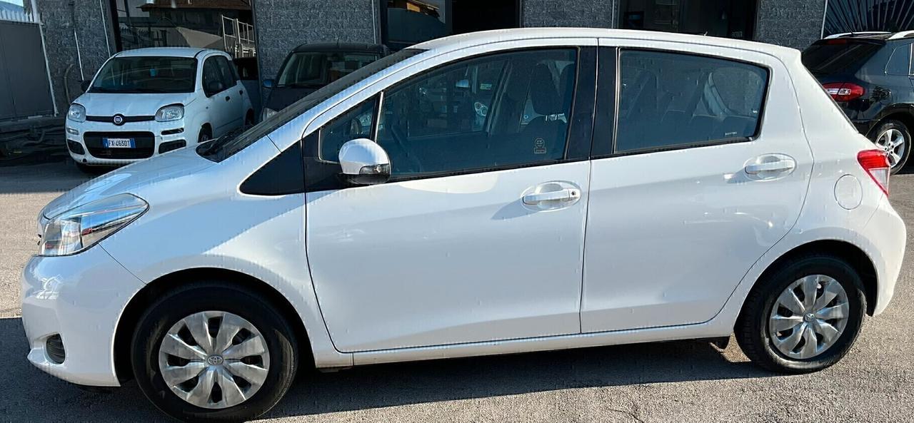 Toyota Yaris 1.0 5 porte GPL