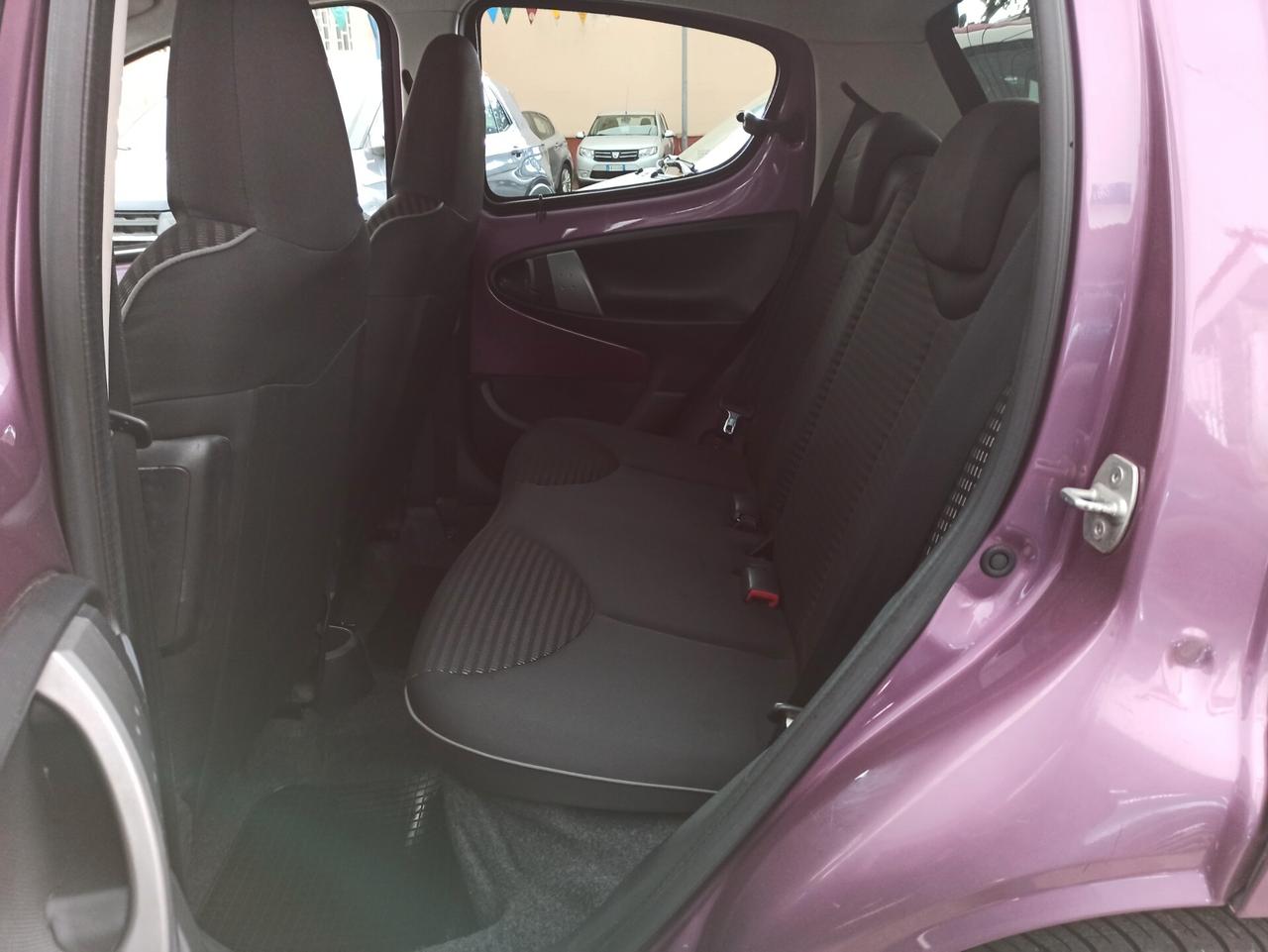 Peugeot 107 1.0 68CV 5p. Superga