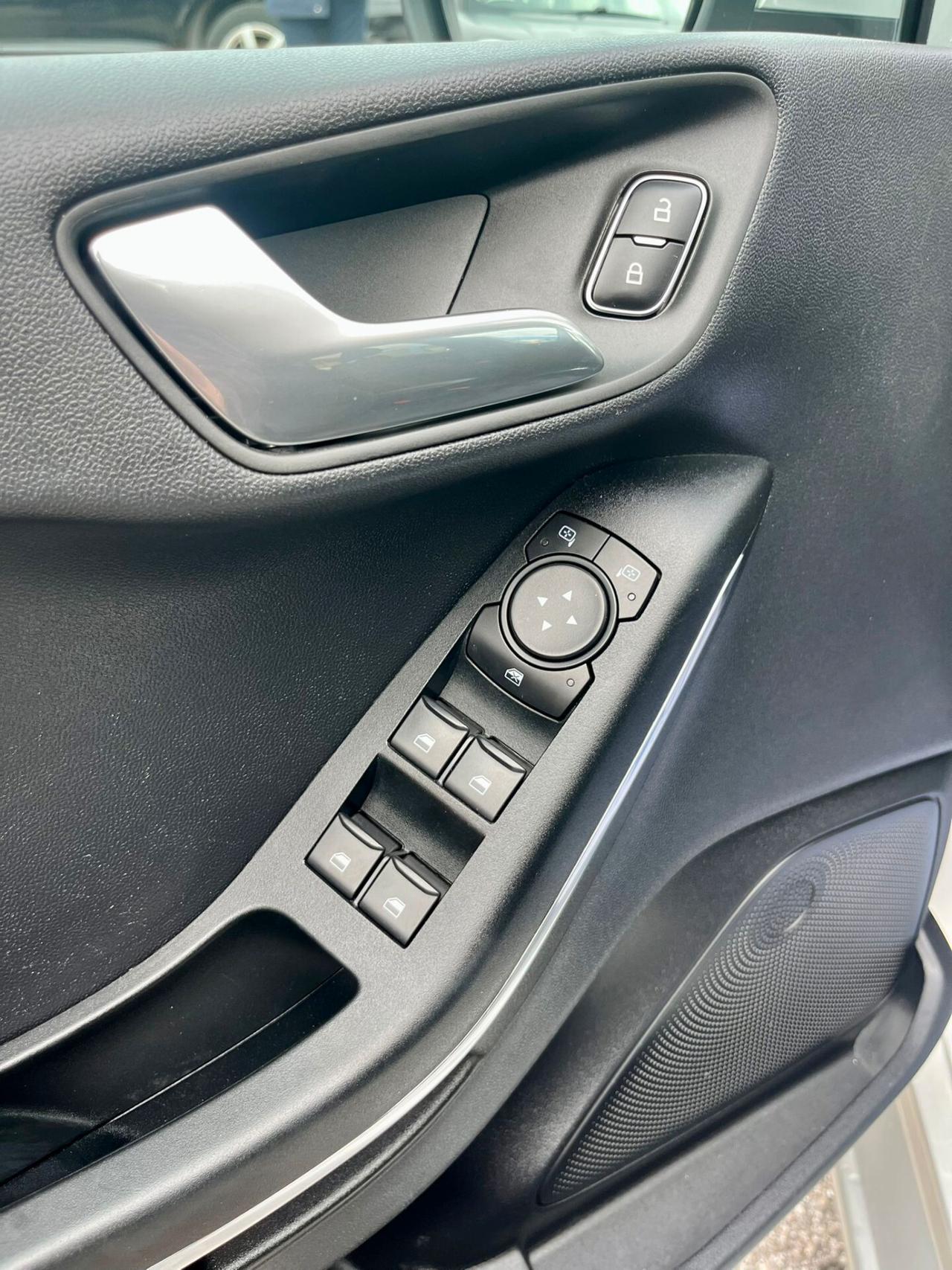 Ford Fiesta 1.1 75 CV 5 porte Titanium