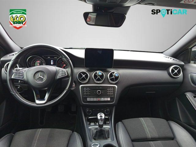 MERCEDES-BENZ A 180 d Sport- NIGHT PACK