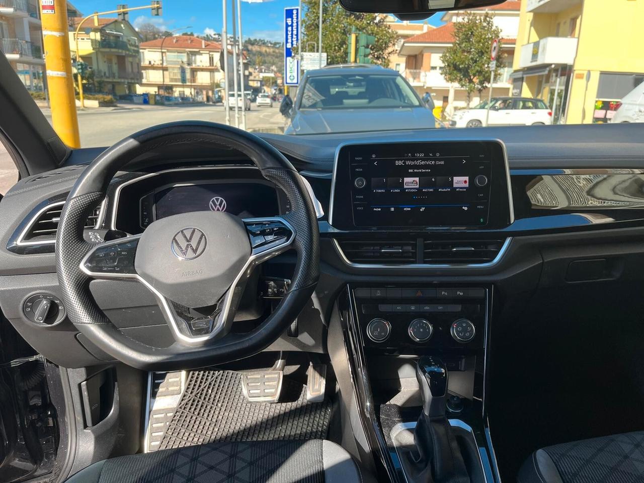 VOLKSWAGEN T-ROC 2,0 TDI 150 CV DSG R-LINE 5P