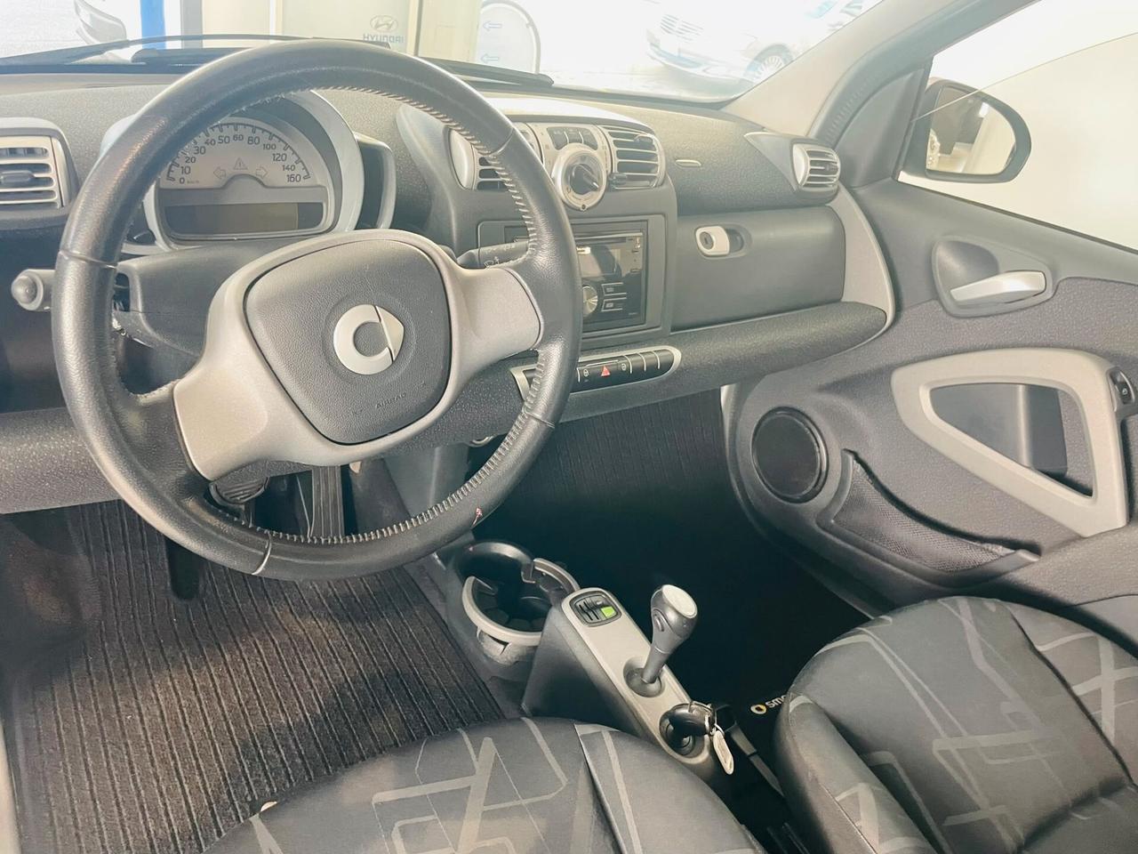 Smart ForTwo 1000 52 kW MHD coupé pure