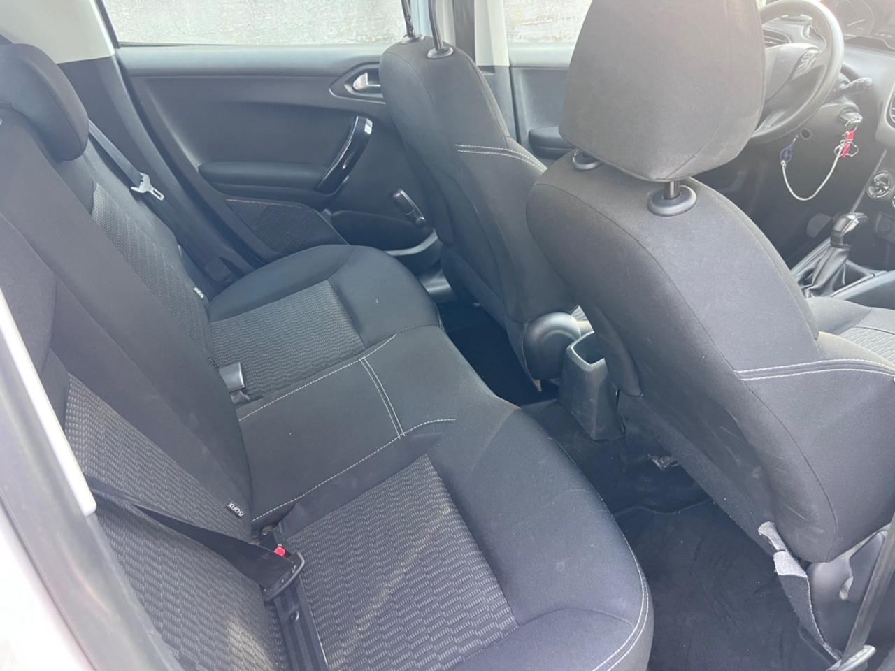 Peugeot 208 BlueHDi 100 S&S 5 porte Active+Blockshaft