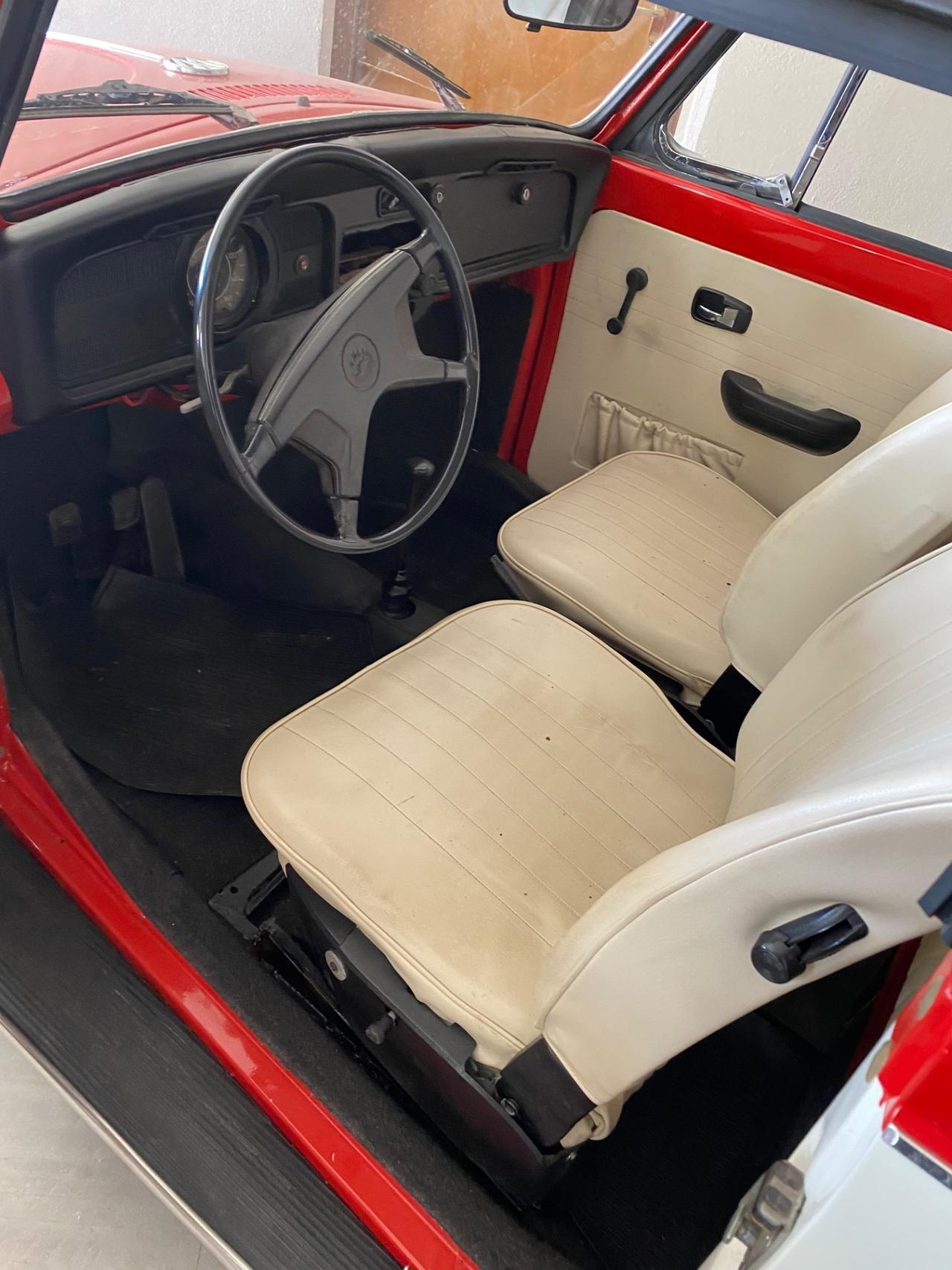 Volkswagen Maggiolino cabrio