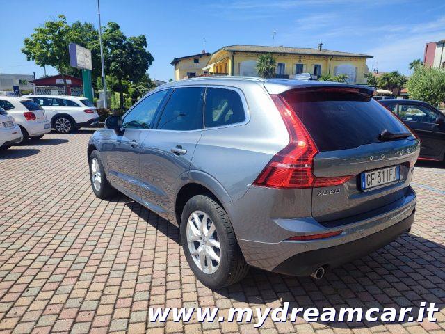 VOLVO XC60 B4 (d) AWD Geartronic Momentum Pro