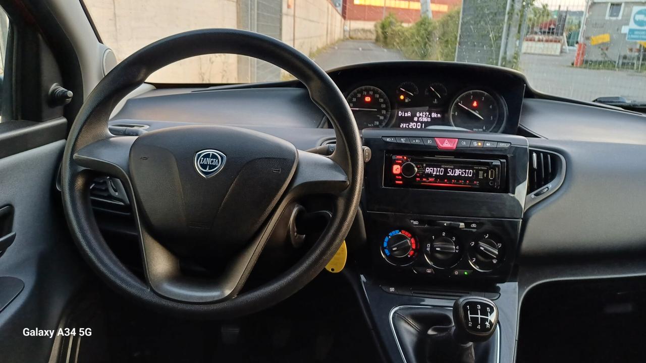 Lancia Ypsilon 1.3 MJT 95 CV 5 porte S&S Gold