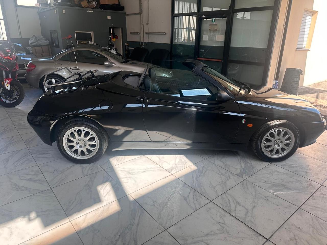 Alfa Romeo GTV Spider 2.0i 16V Twin Spark cat L