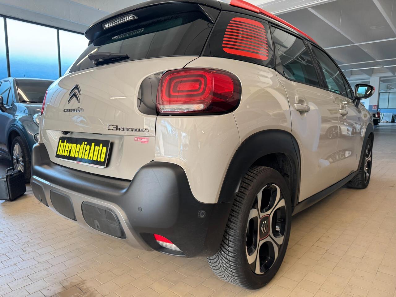 Citroen C3 Aircross BlueHDi 120 S&S Shine s full-optional