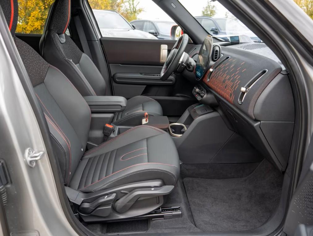 Mini Countryman JCW 2.0 John Cooper Works 300cv ALL4