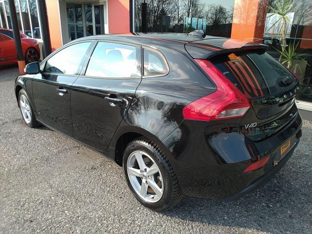 VOLVO - V40 - D2 Geartronic