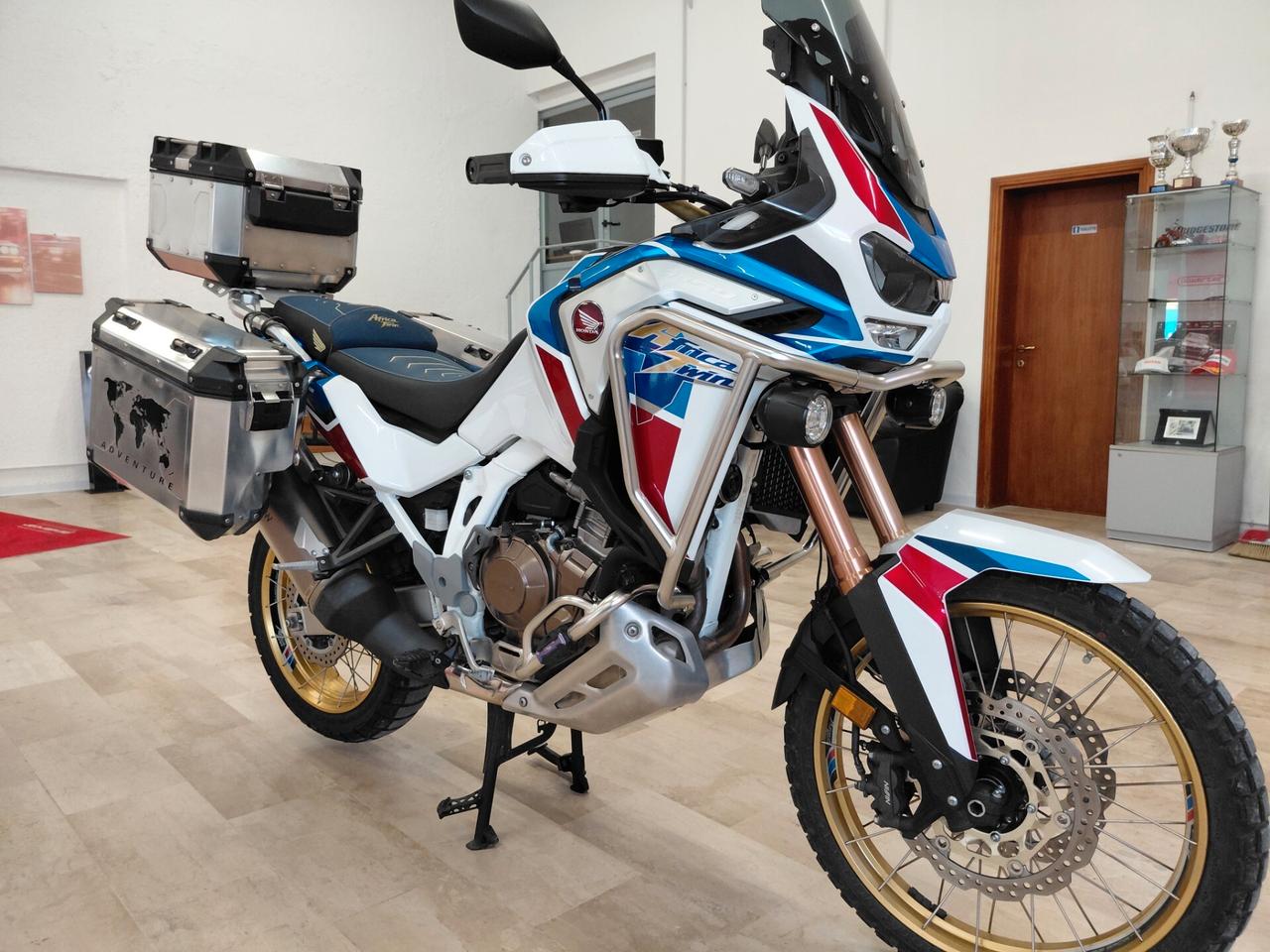 Honda CRF1100L Africa Twin adventure sports desert tracks