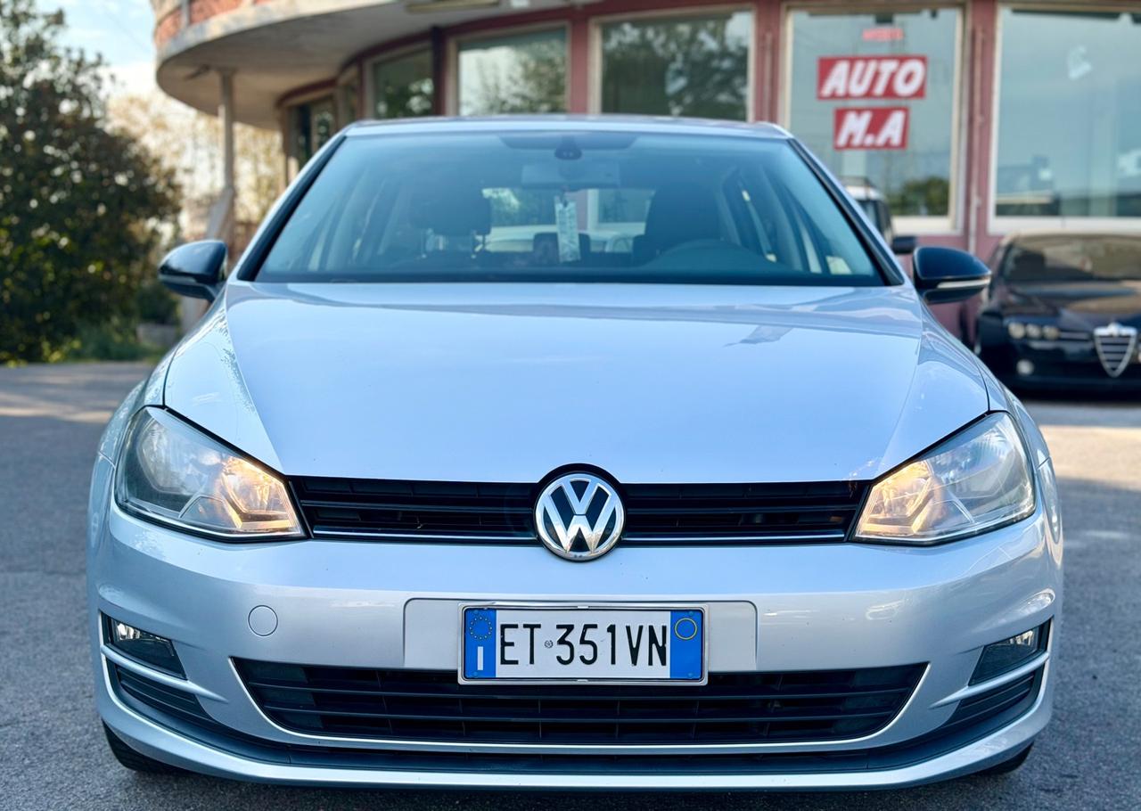 Volkswagen Golf 2014 1.6 TDI 5p. Highline BlueMotion Technology