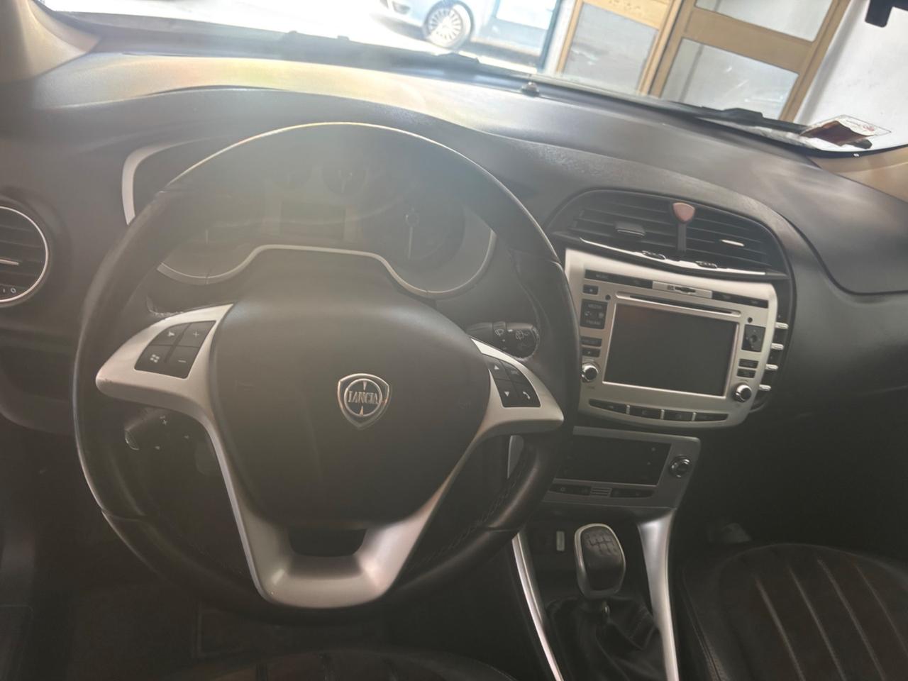 Lancia Delta 1.6 MJT DPF Selectronic Platinum