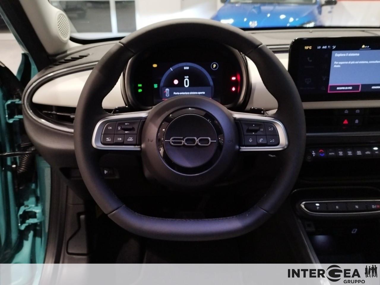 FIAT 600 1.2 hybrid La Prima II 110cv auto