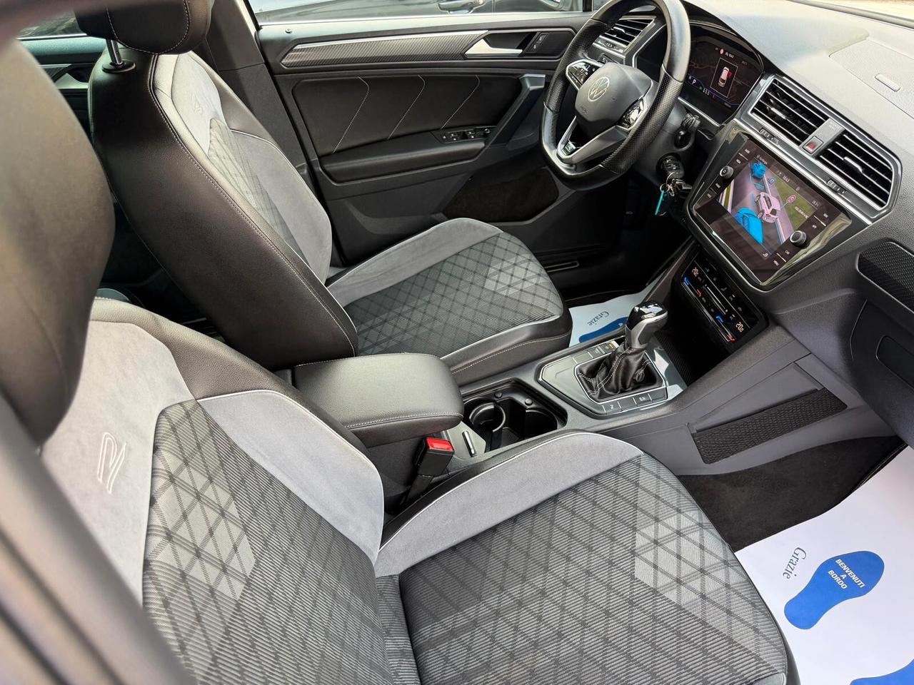 Volkswagen Tiguan 2.0 TDI 150 CV SCR DSG R-Line