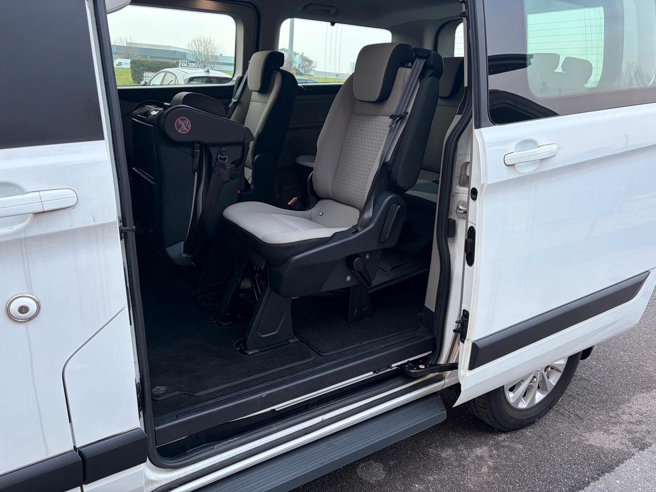 Ford Tourneo Custom 320 2.0 TDCi 130CV Trend 9 posti