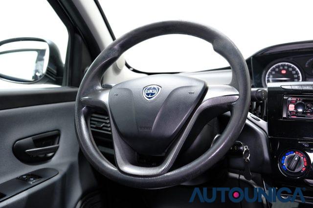 LANCIA Ypsilon 1.2 69 CV 5 PORTE SILVER NEOPATENTATI