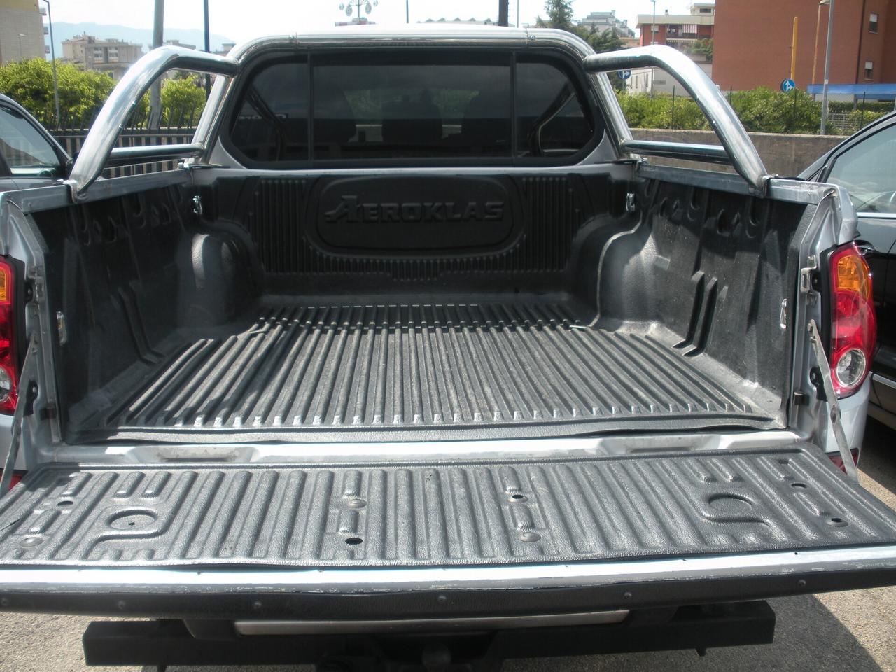 Mitsubishi L200 2.5 DI-D/178CV Double Cab Intense plus