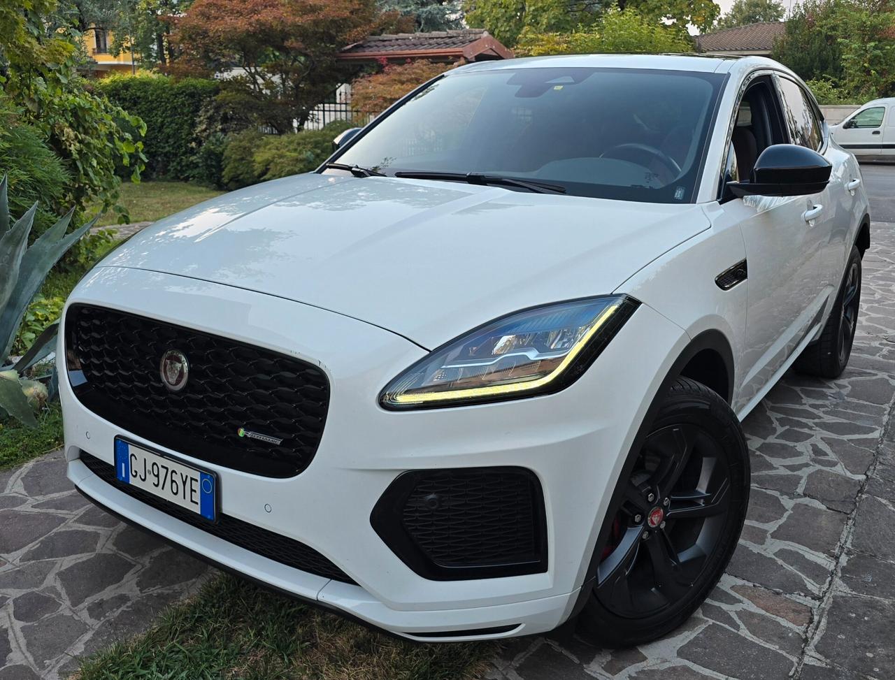 Jaguar E-Pace 2.0D I4 163 CV AWD Auto R-Dynamic Black