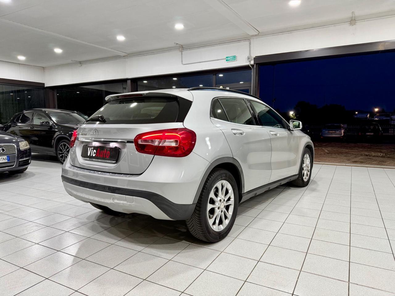 Mercedes-benz GLA 180 d Automatic Business