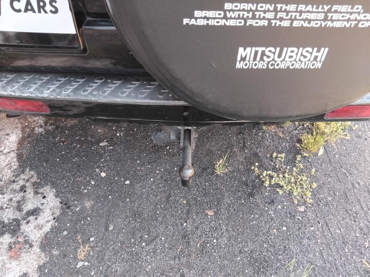 Mitsubishi Pajero 3.2 16V DI-D 5p. aut. Intense